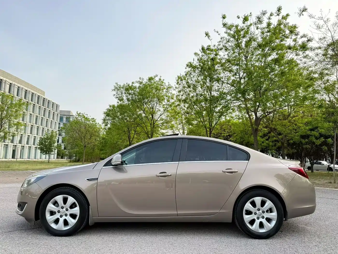 Buick Regal 2015 2.0L Leading Fashion Model фото 3
