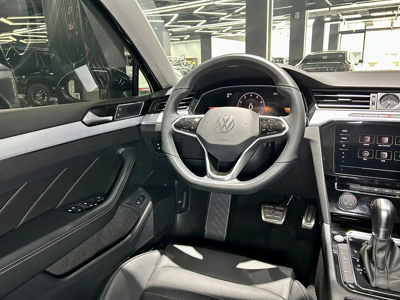 Volkswagen Magotan 2025 Popular Edition 280TSI DSG Comfort фото 25