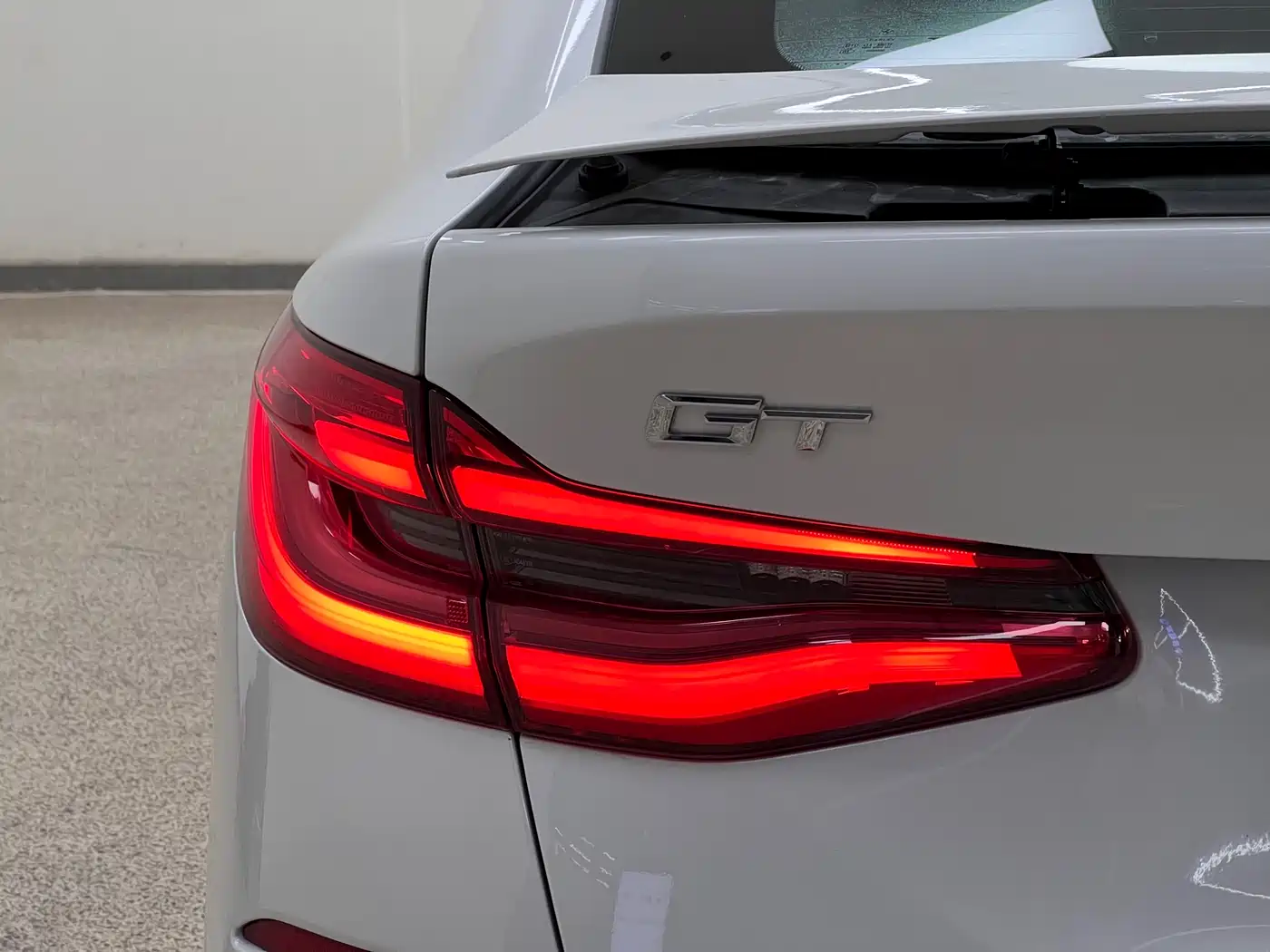 BMW 6 Series GT 2019 630i M Sport Package фото 10