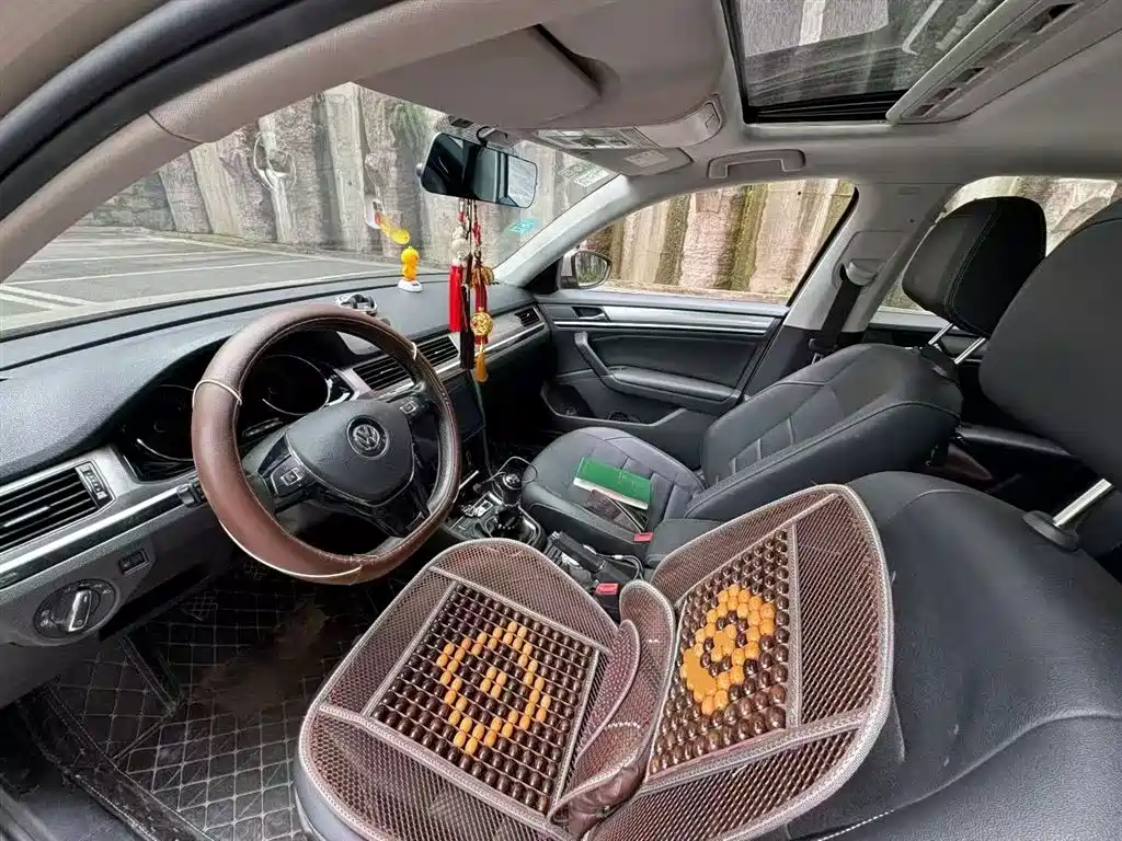 Volkswagen Bora 2018 1.5L Manual Comfort фото 15