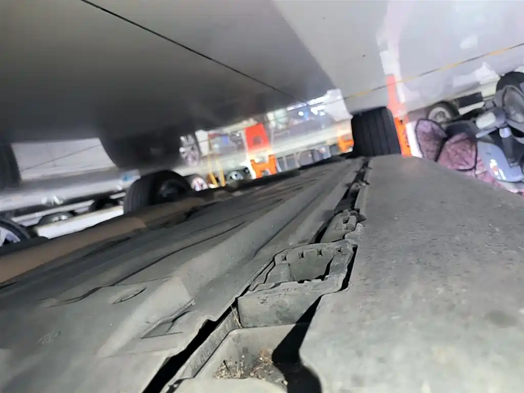 Mercedes-Benz GLC 2018 Facelift GLC 300 4MATIC Dynamic фото 21