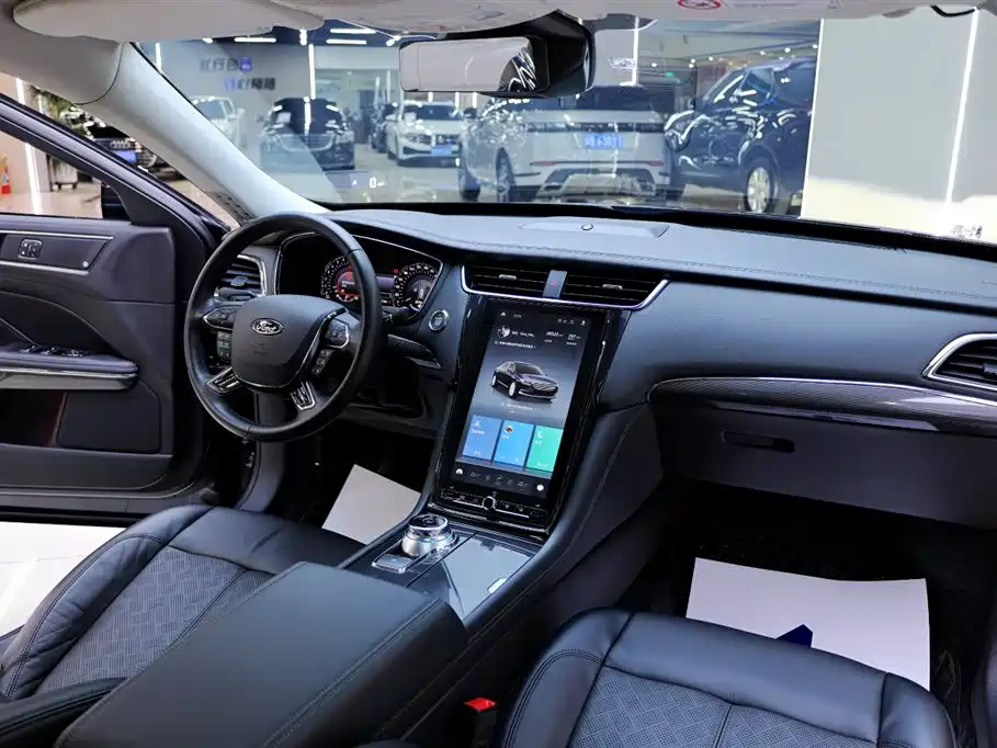 FORD TAURUS
