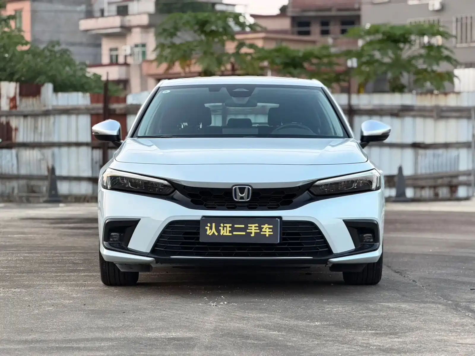 Photo 2 - Honda Civic