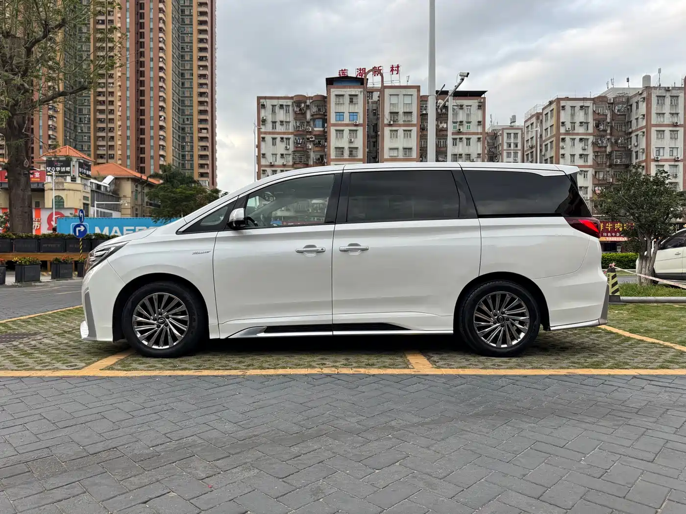 GAC Trumpchi Trumpchi M8 2023 Master Series 390T Ultimate Edition фото 8