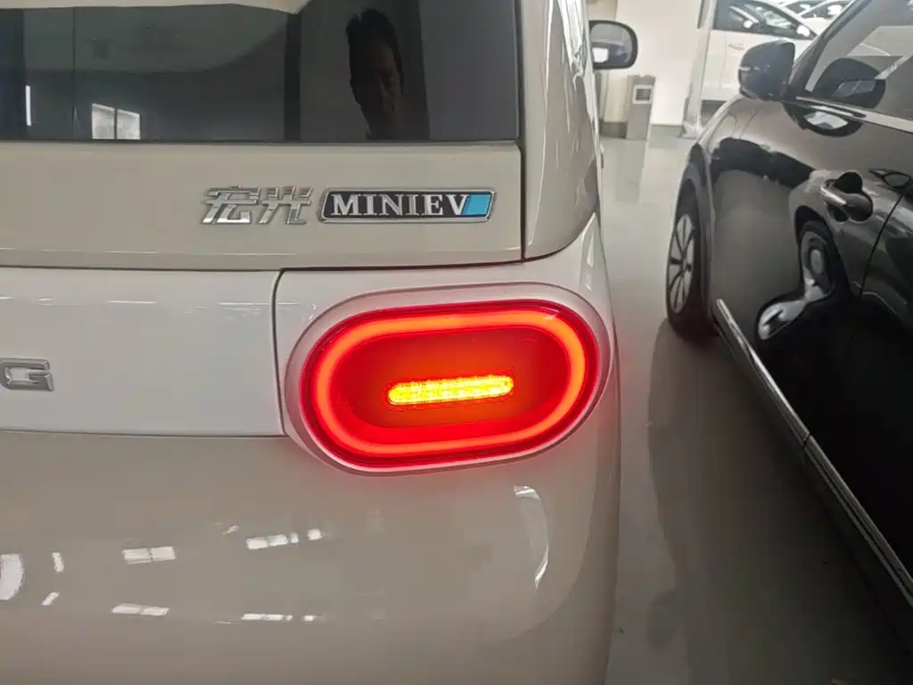 Фото 24 - Wuling Motors Hongguang MINIEV