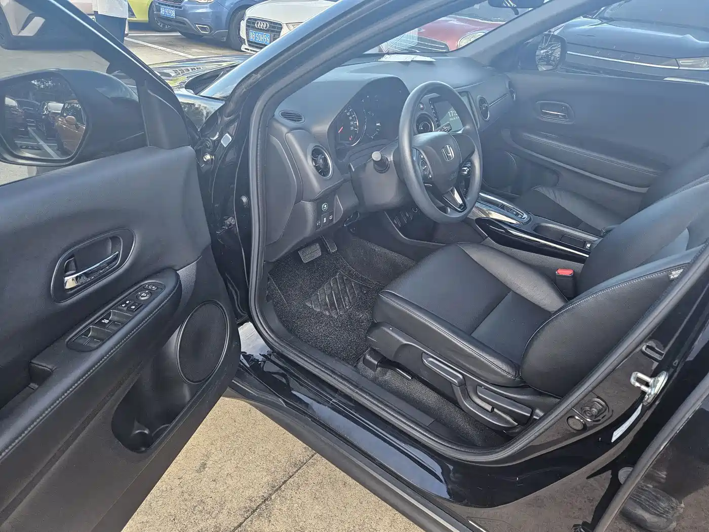 Фото 5 - Honda XR-V