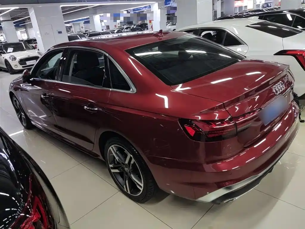 AUDI A4L