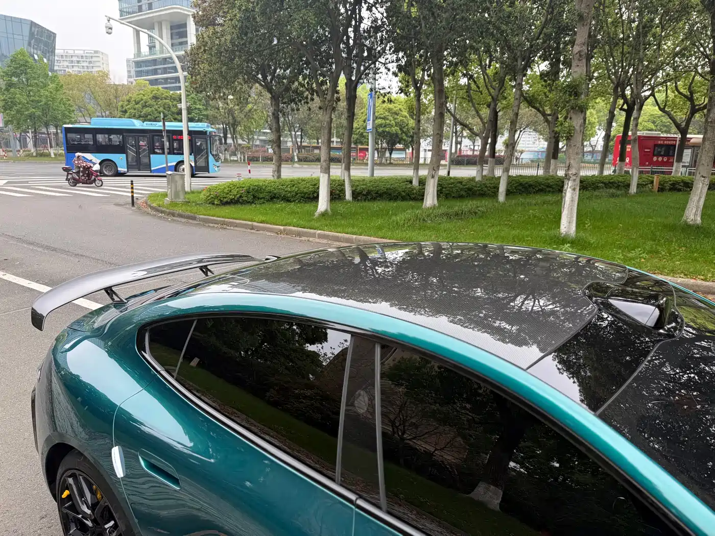 XIAOMI CAR XIAOMI SU7 ULTRA