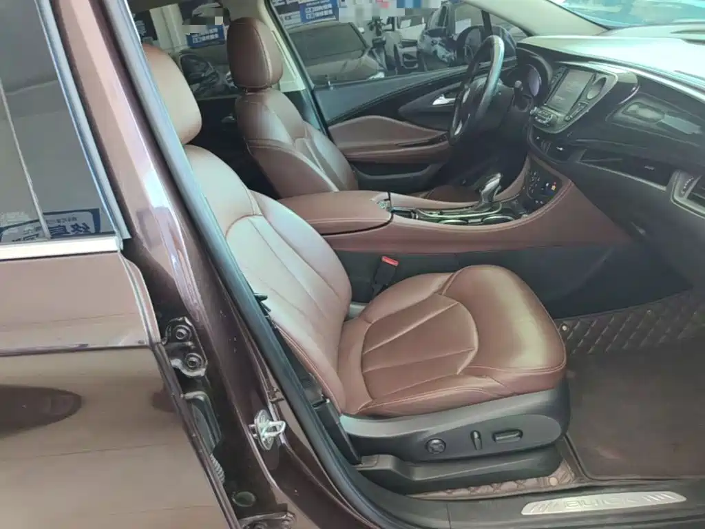 Фото 25 - Buick Envision Plus