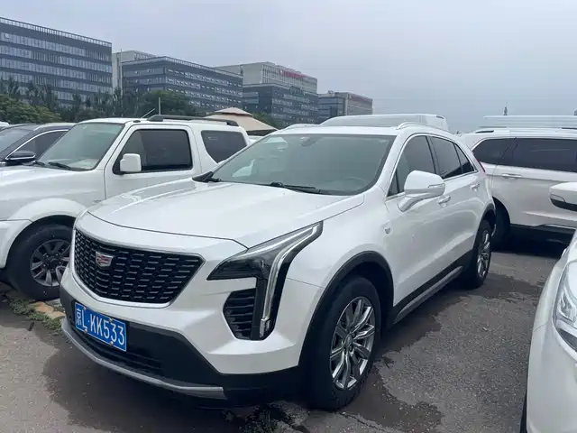 Cadillac XT4 28T, Люкс, моноприводный