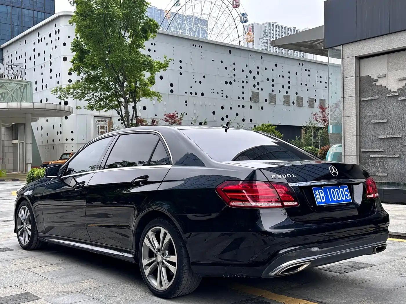 Mercedes-Benz E-Class 2014 Facelift E 260 L Sport фото 6