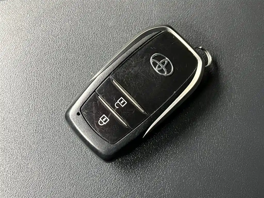 Toyota Highlander 2024 2.5L Smart Hybrid 2WD Elite 7-seater фото 20