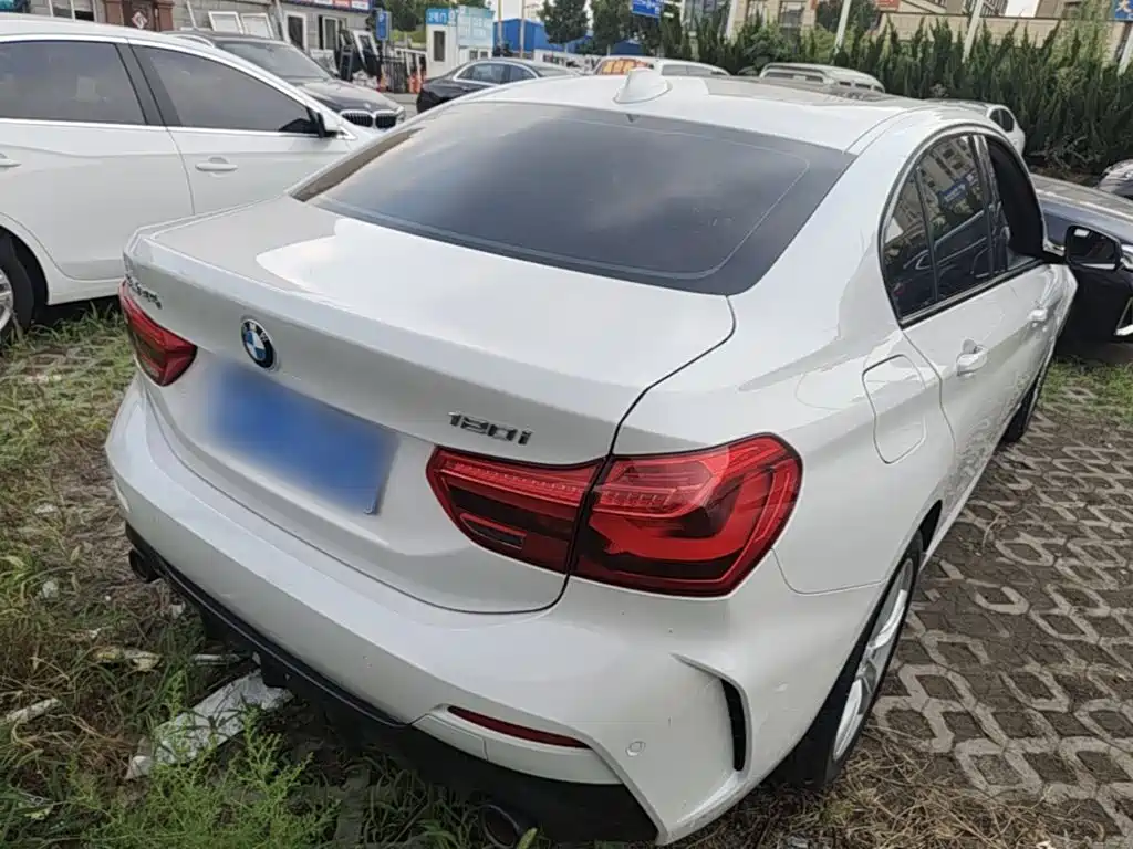 Фото 7 - BMW 1 Series