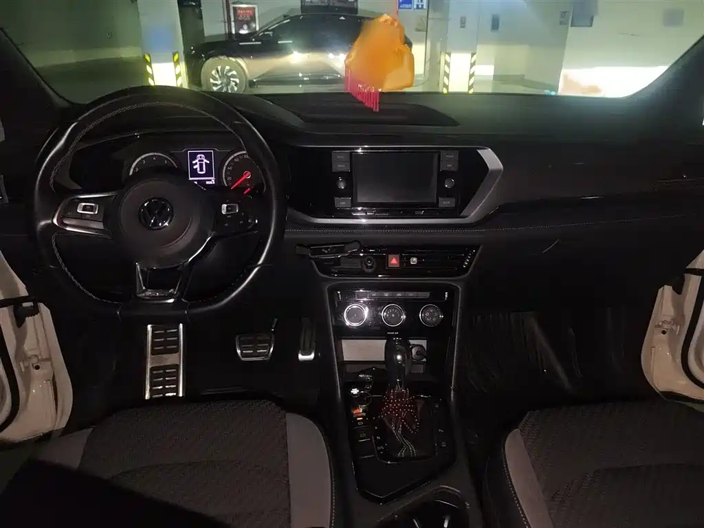 Volkswagen Tharu 2019 280TSI 2WD R-Line China V фото 13