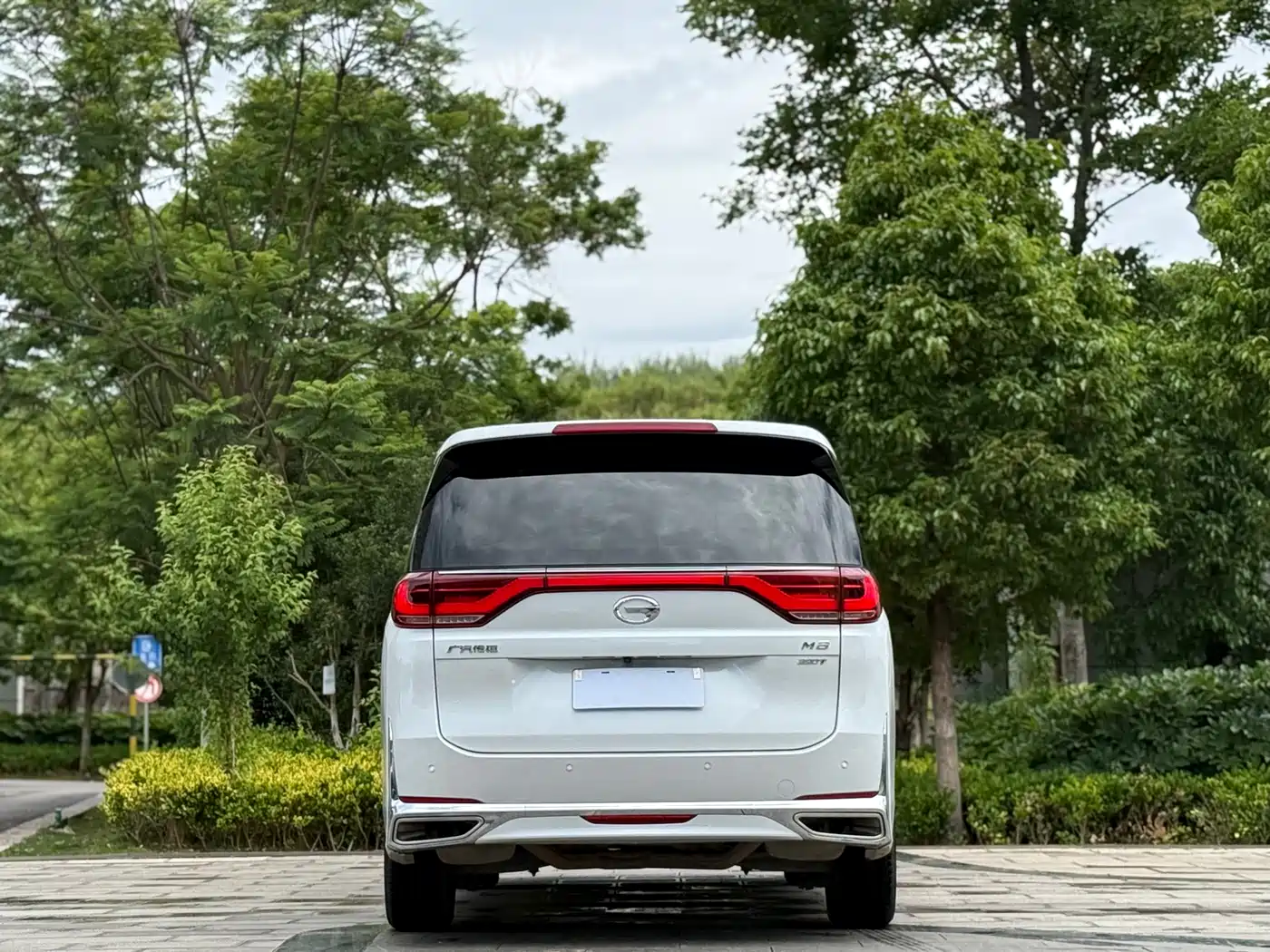 GAC TRUMPCHI M8