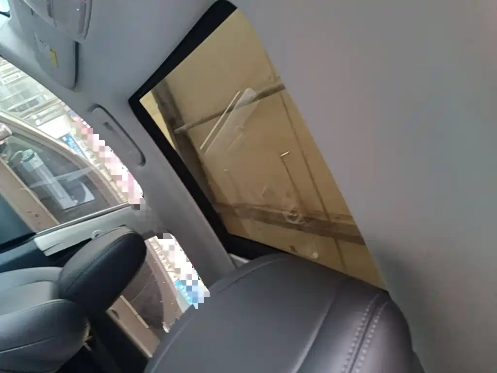 Dongfeng Aeolus Dongfeng Fengshen AX7 2021 2021 1.6T Automatic Premium Edition