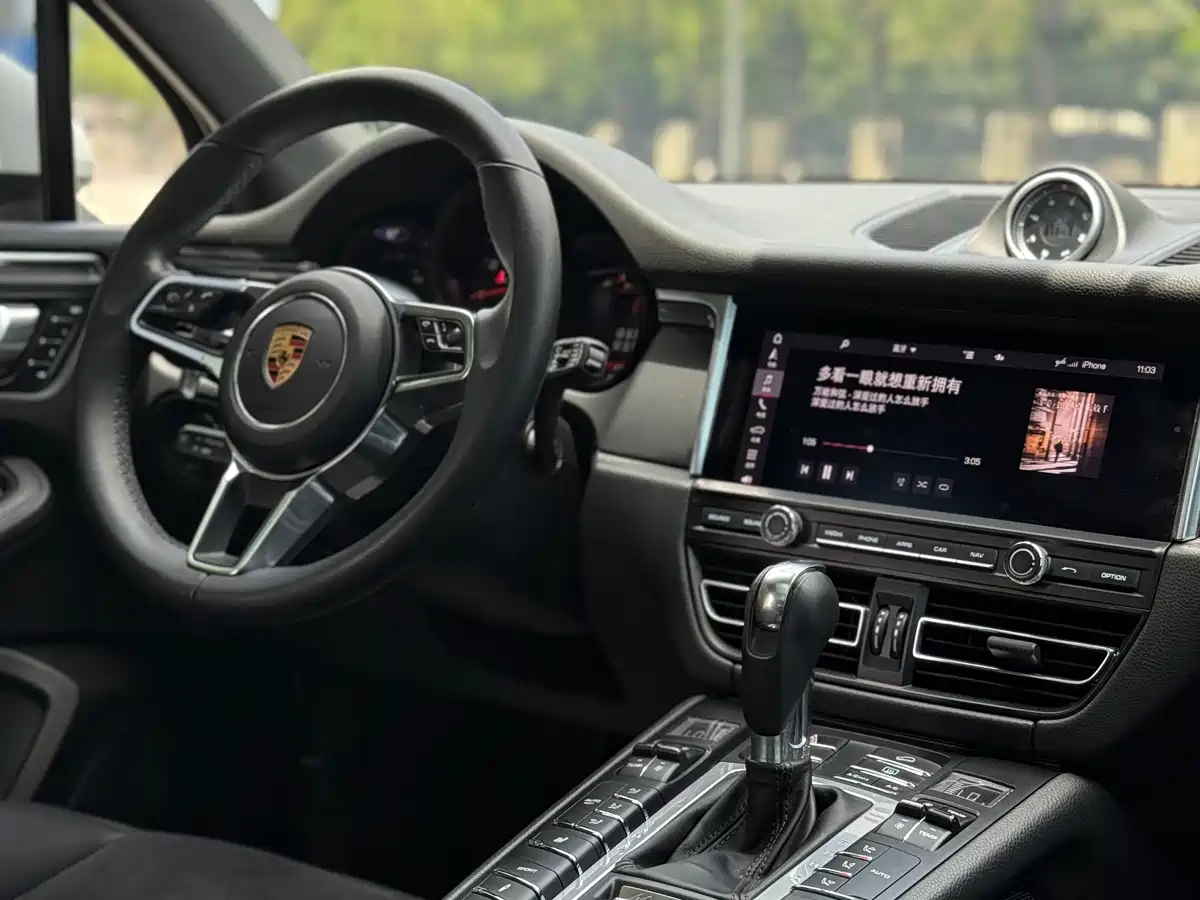 Porsche Macan 2020 Macan 2.0T фото 14