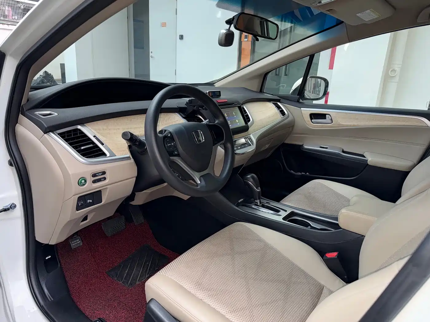 Honda Jade 2014 2014 1.8L Automatic Comfort Elite 5-seater