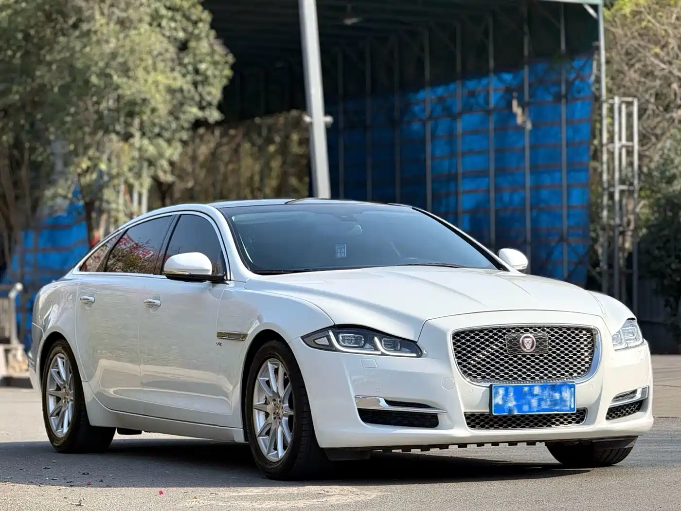 Jaguar XJ 2017 2016 XJL 3.0 SC 2WD Elegance Business Edition