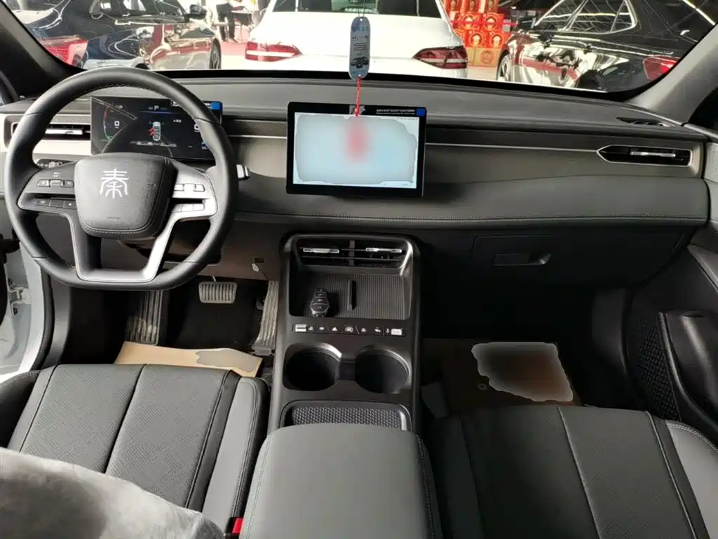 Фото 10 - BYD Qin PLUS