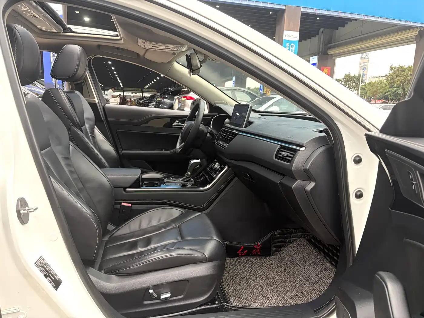 Hongqi H5 2019 30TD Smart Connect Rhythm Edition фото 14