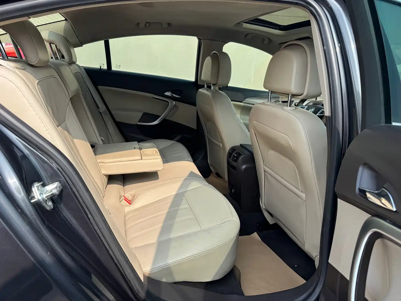 Buick Regal 2012 Model 2.0L Luxury фото 21