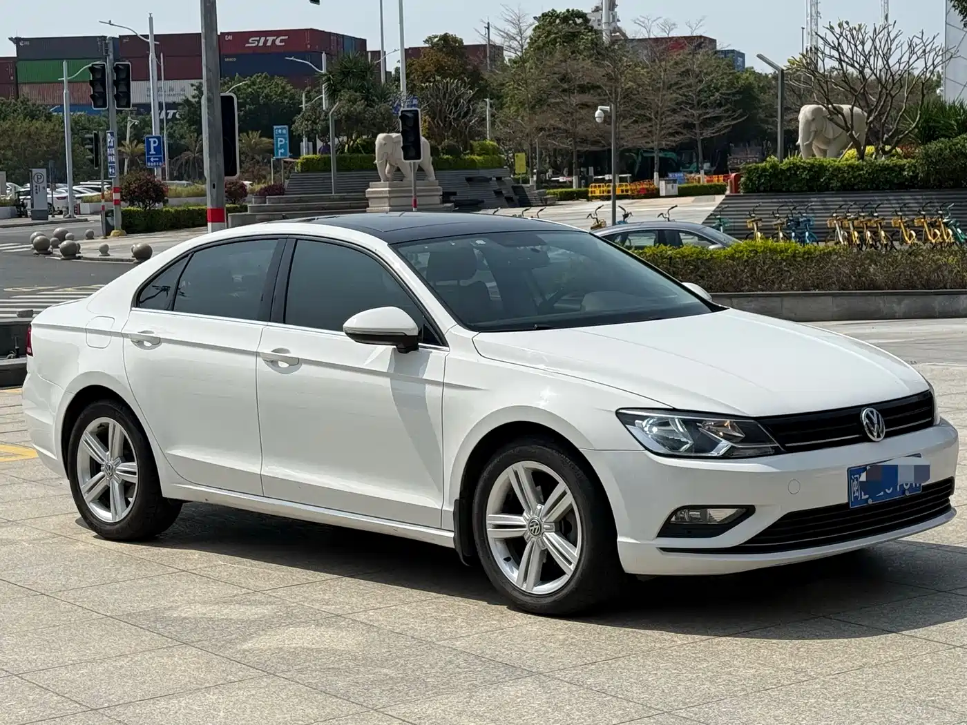 Volkswagen Lamando 2015 280TSI DSG Comfort фото 3