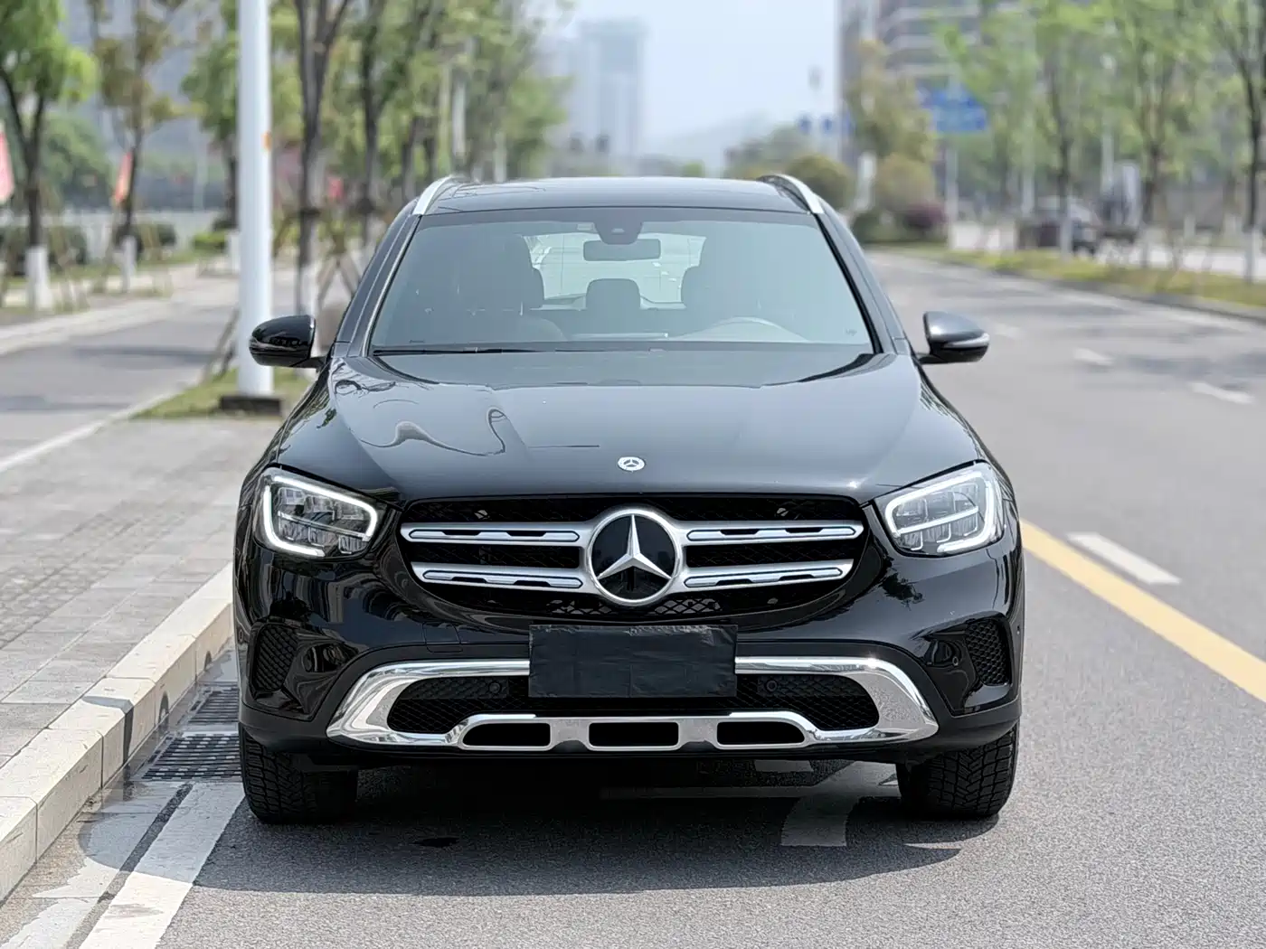 Mercedes-Benz GLC 2021 GLC 260 L 4MATIC Sporty фото 2