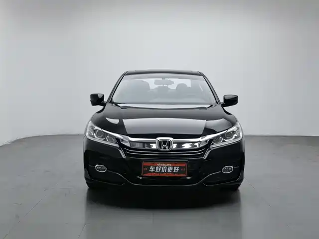 Honda Accord 2016 2.0L Comfort Edition — фото 3