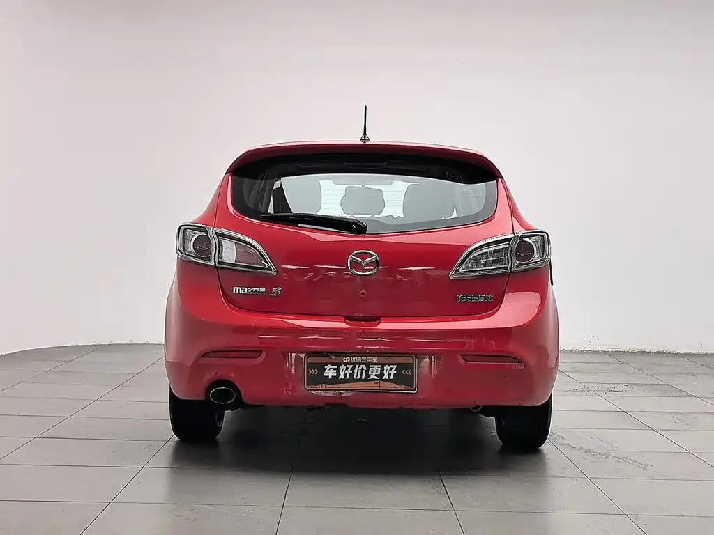 Mazda Mazda3 Axela 2012 2012 Hatchback 1.6L Automatic Elite