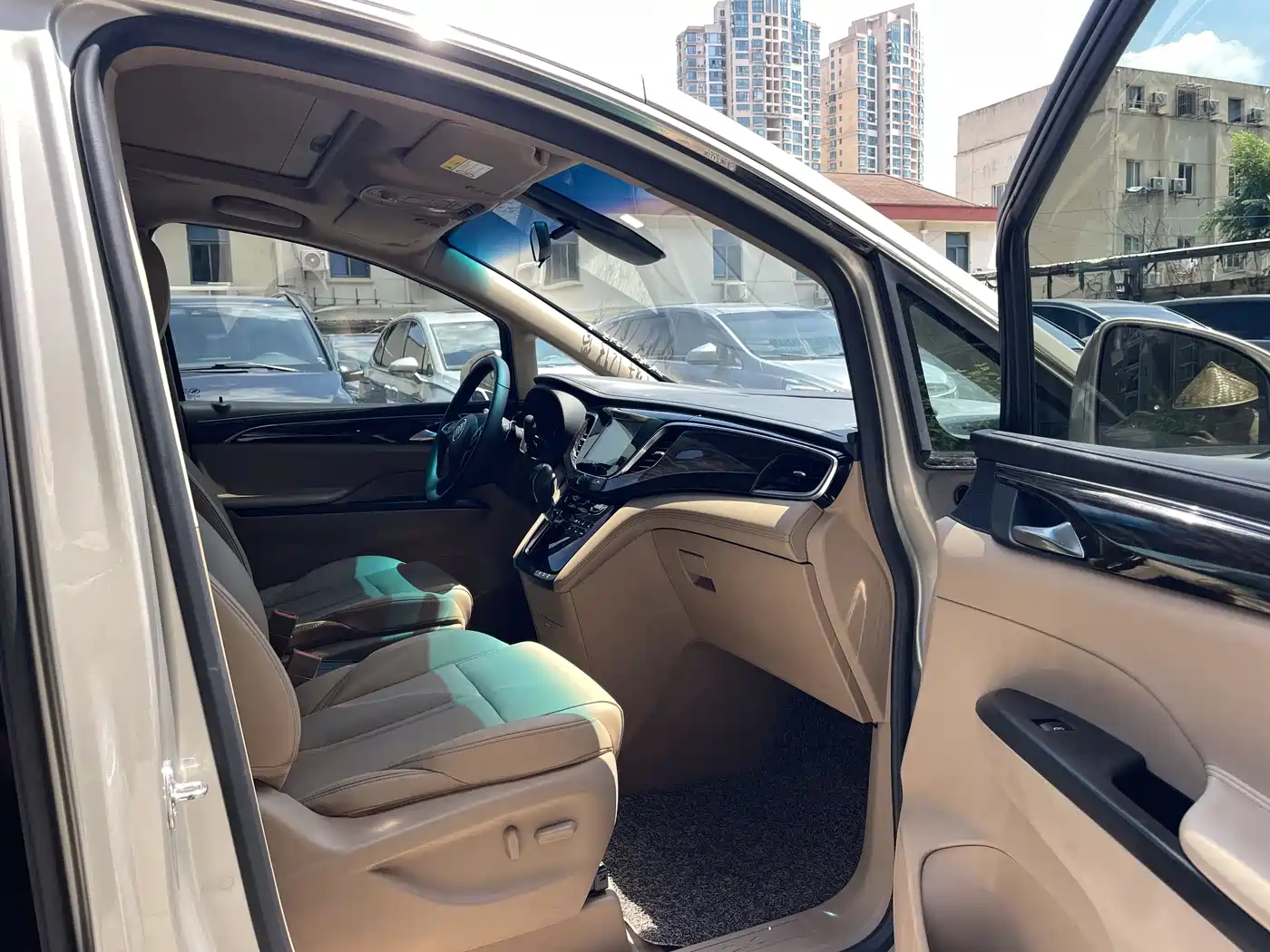 Buick GL8 2018 ES 28T Luxury Type China VI фото 7