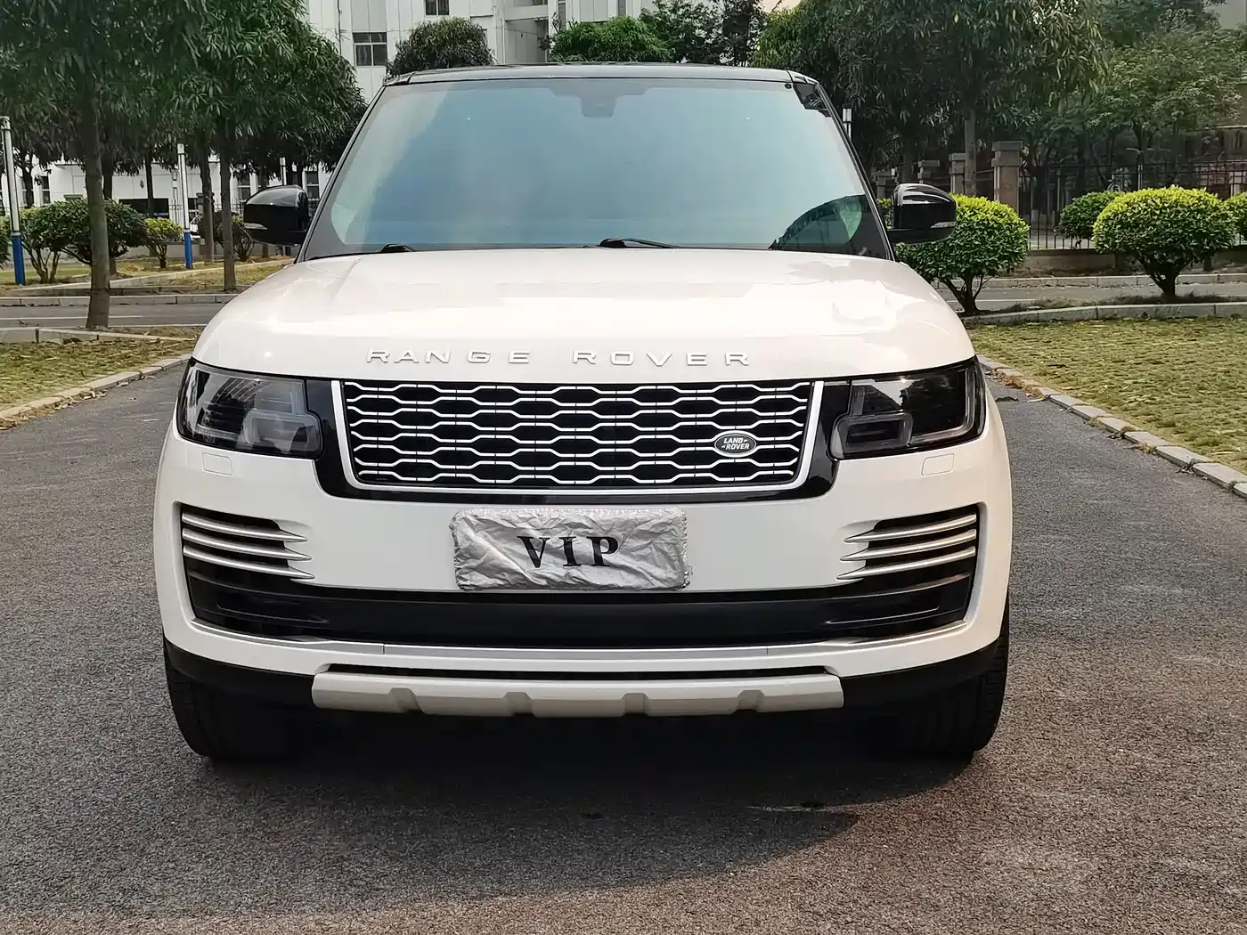 Land Rover Range Rover 2015 3.0 TDV6 Vogue фото 2