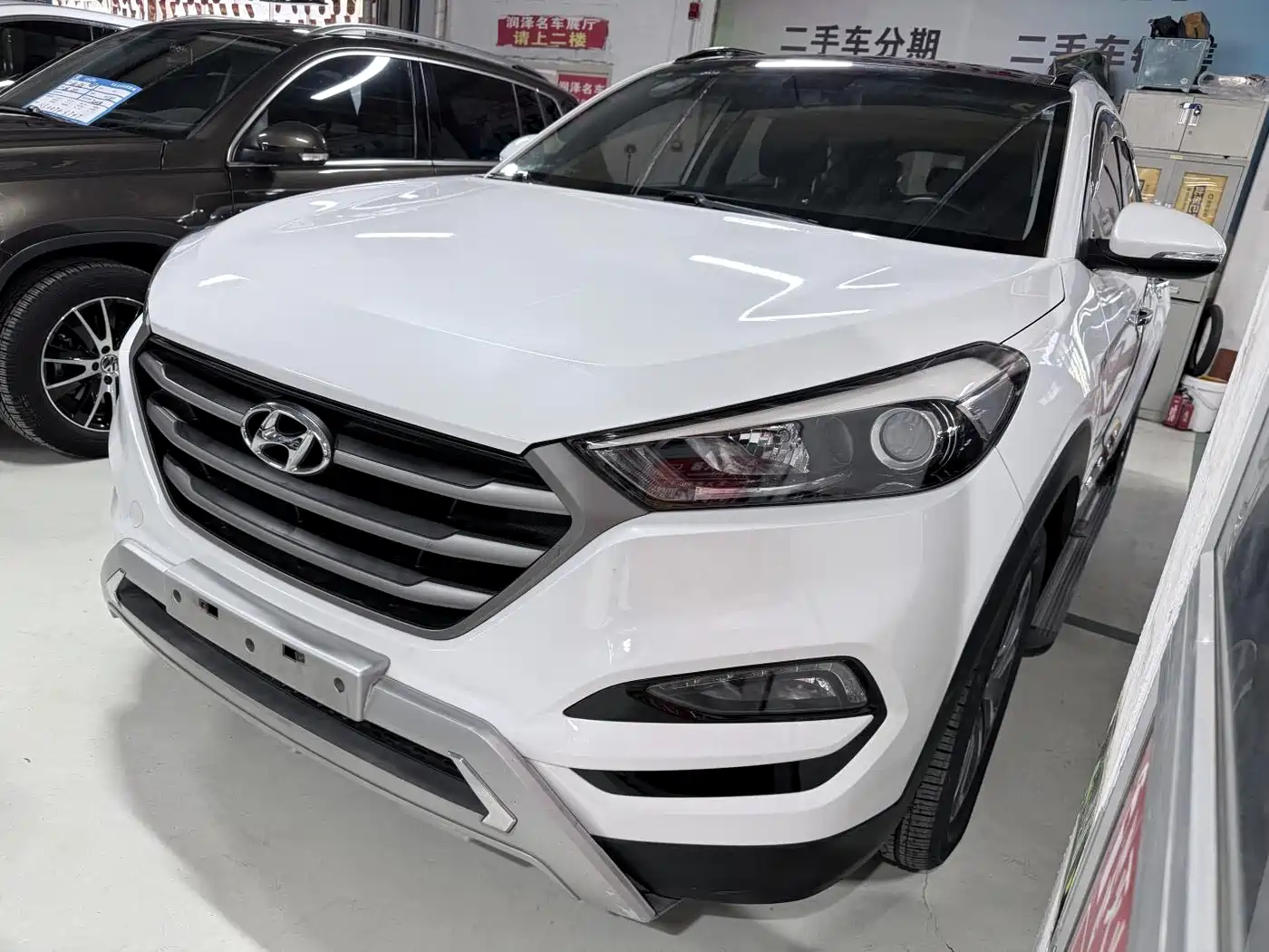Hyundai Tucson 2015 1.6T Dual Clutch 2WD Leading
