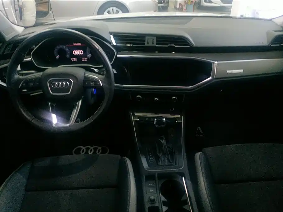 Audi Q3 2021 35 TFSI Progressive Sport фото 12