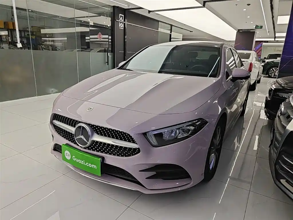 Mercedes-Benz A-Class 2022 Facelift A 200 L Sport Sedan Fashion Style фото 2