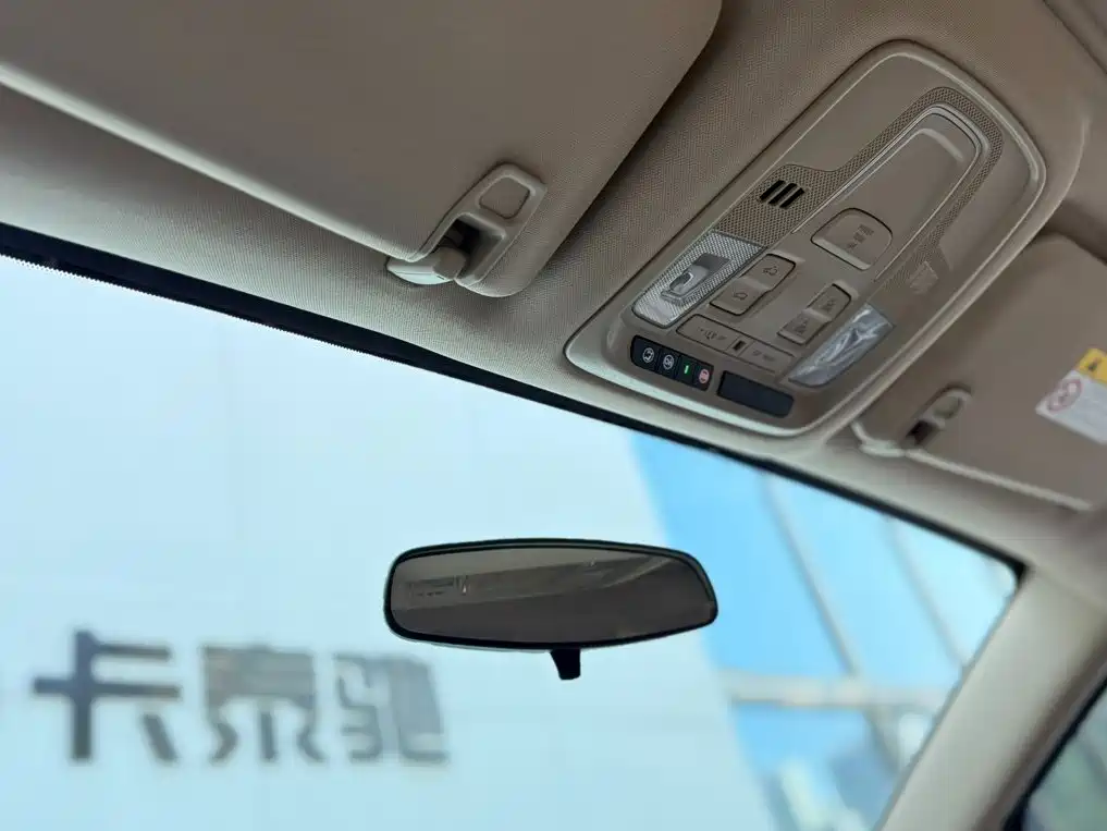 Buick GL8 2025 2025 Land Business Class First Edition
