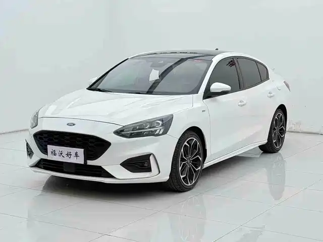Ford Focus 2020 Sedan EcoBoost 180 Automatic ST Line