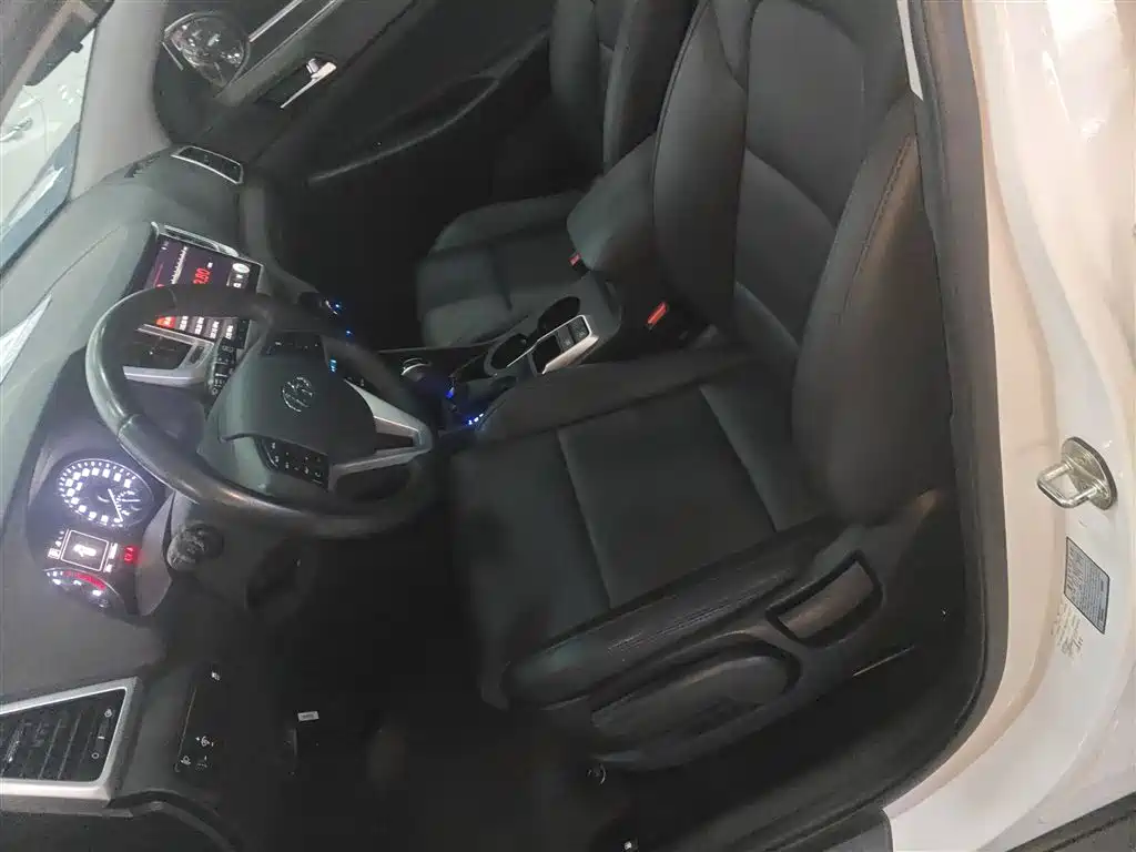 Hyundai Tucson 2015 1.6T Dual Clutch 2WD Smart фото 7
