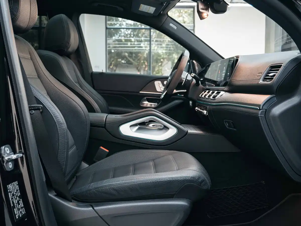 Mercedes-Benz GLS 2018 Facelift GLS 500 4MATIC фото 11