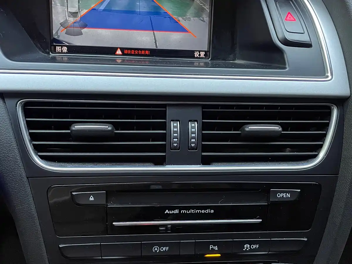 Audi A4 (Import) 2014 40 TFSI allroad quattro plus фото 16