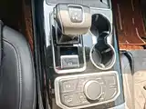 Фото 14 - Hongqi HS7