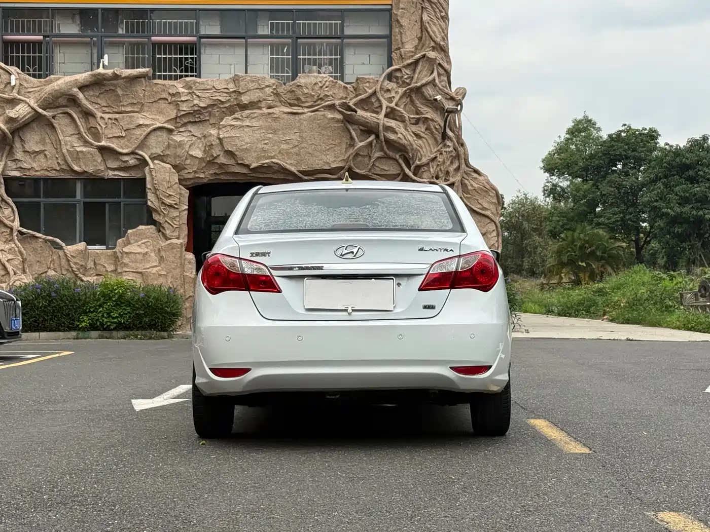 Hyundai Elantra 2011 1.6L Manual Luxury фото 15