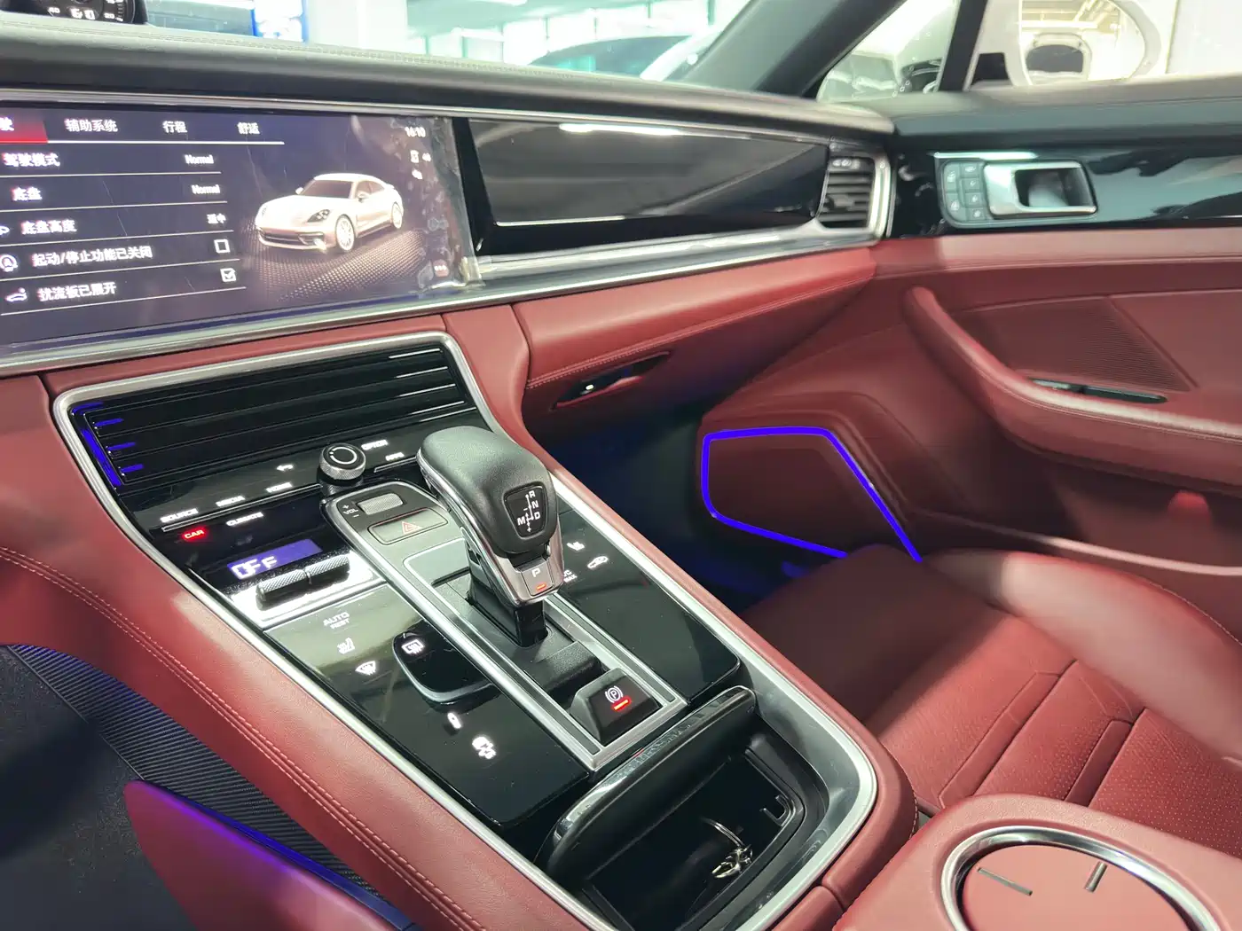 Porsche Panamera 2023 Panamera Executive Long Wheelbase 2.9T фото 15