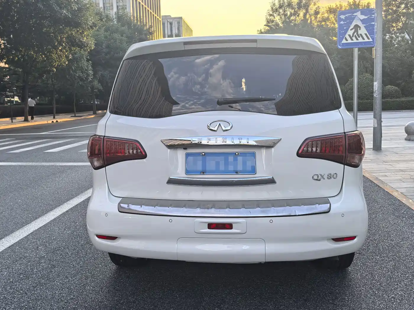 Infiniti QX80 2016 2016 5.6L 4WD