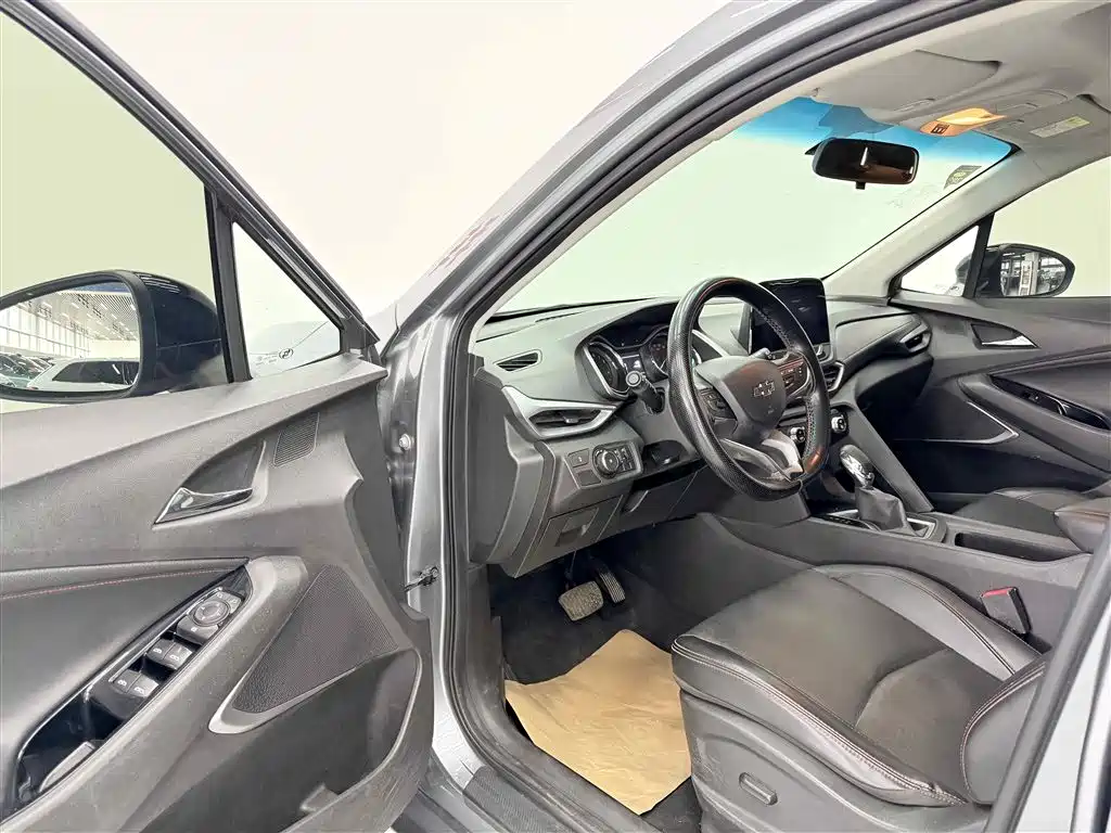 Chevrolet Volando 2020 Mild Hybrid Redline 530T Automatic Premium Edition (5+2 seater) фото 10