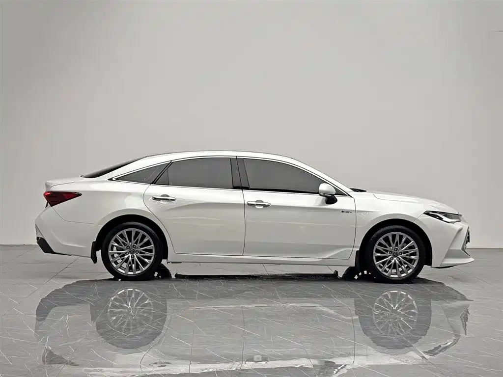 Toyota Avalon 2024 Model Hybrid 2.0L Prestige Edition фото 7