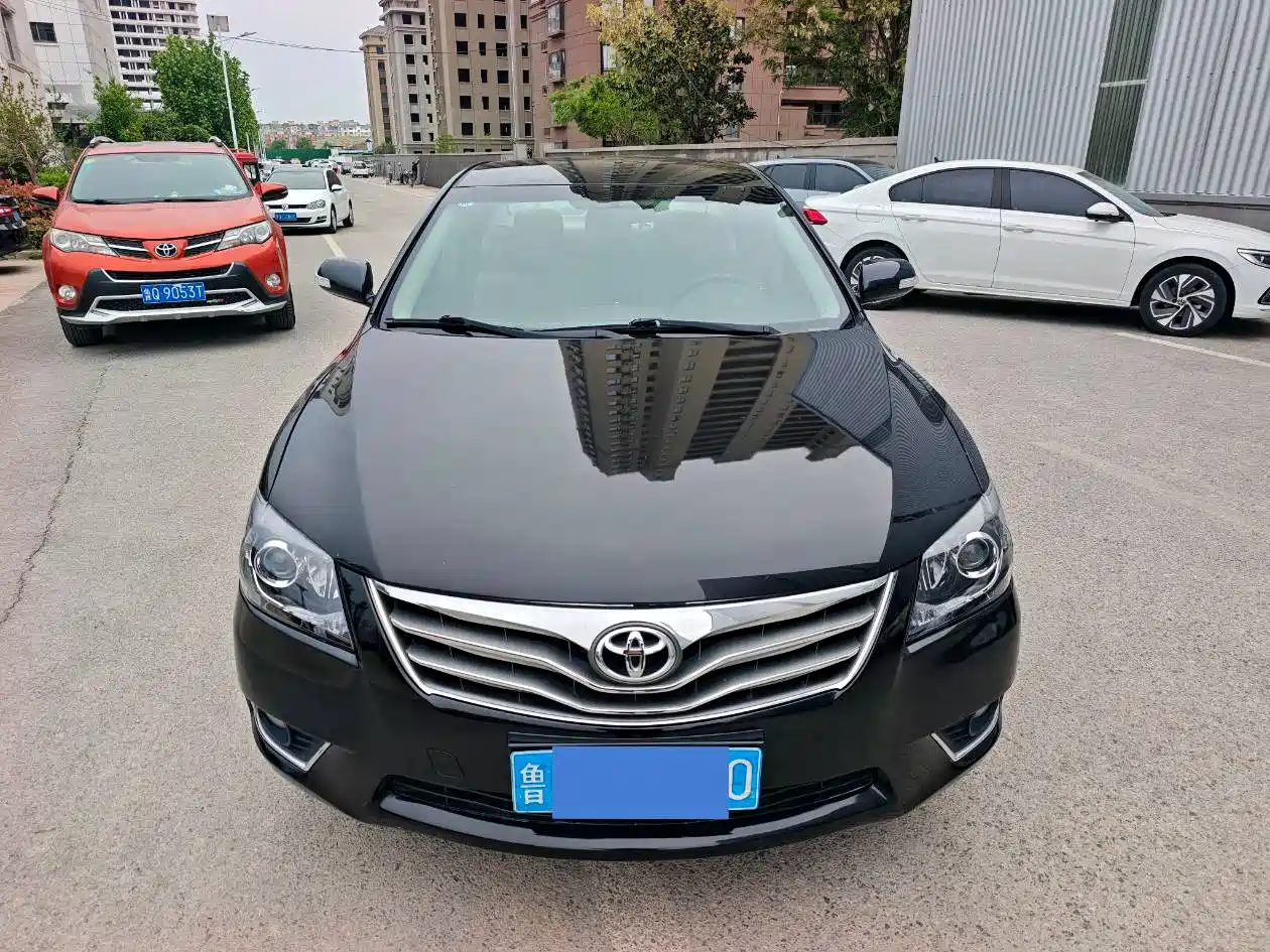 Toyota Camry 2013 200E Classic Elite Edition фото 2