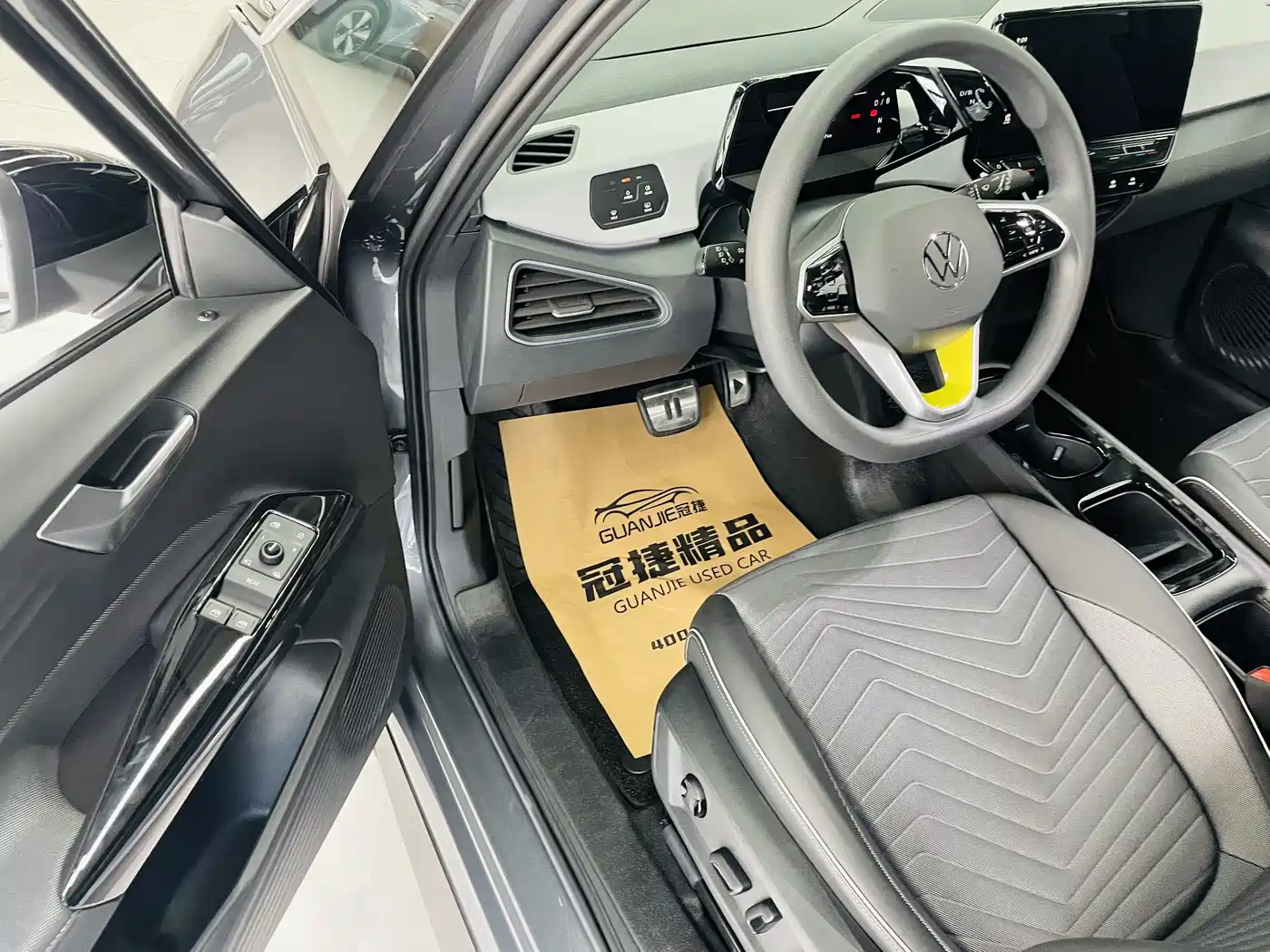 Volkswagen ID.3 2023 Upgraded Pure Intelligence Edition фото 5