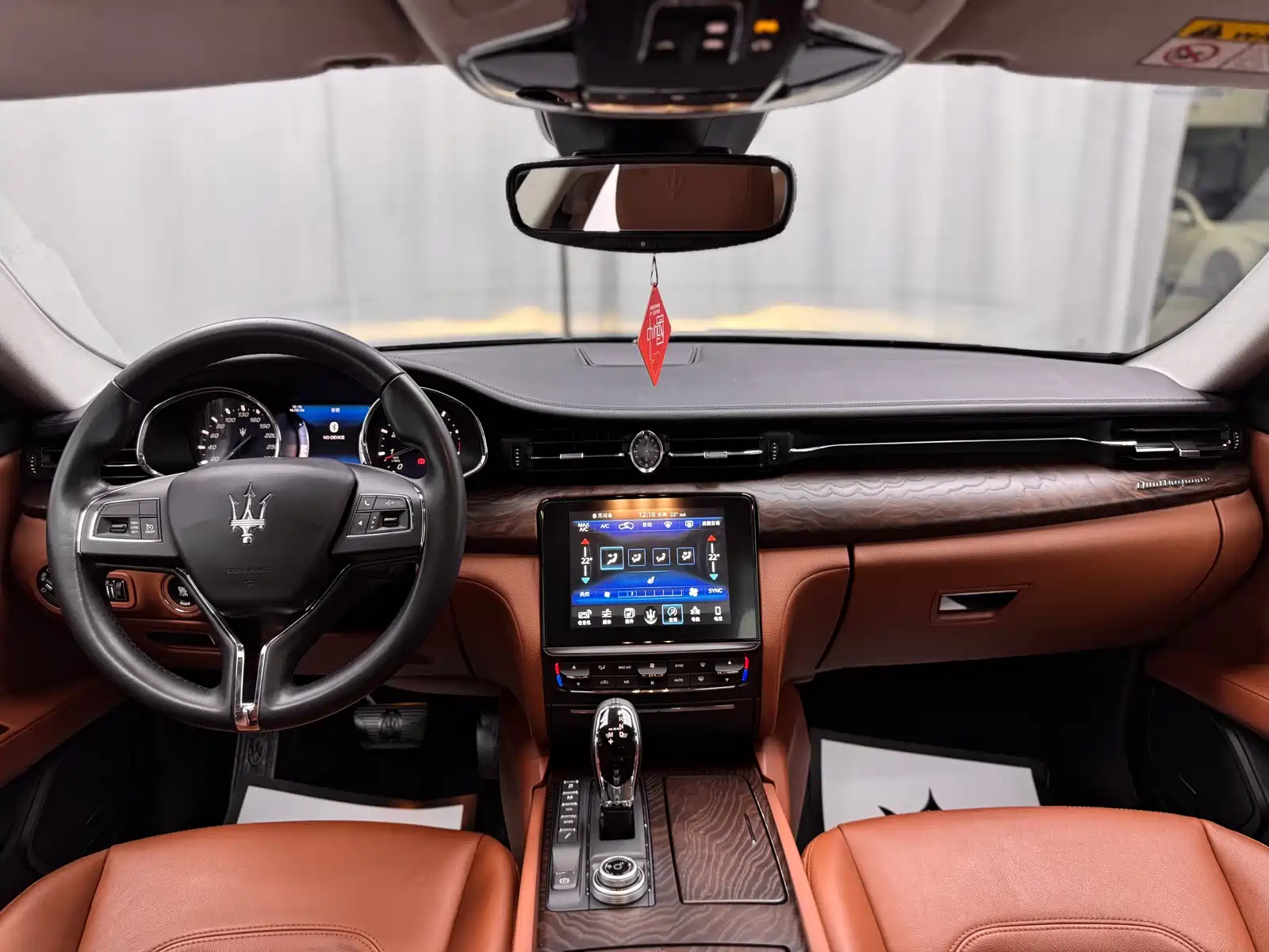Фото 18 - Maserati Quattroporte