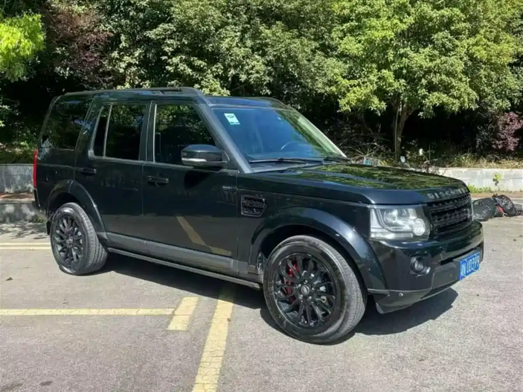 Land Rover Discovery 2016 3.0 SDV6 Black Edition HSE Diesel фото 2